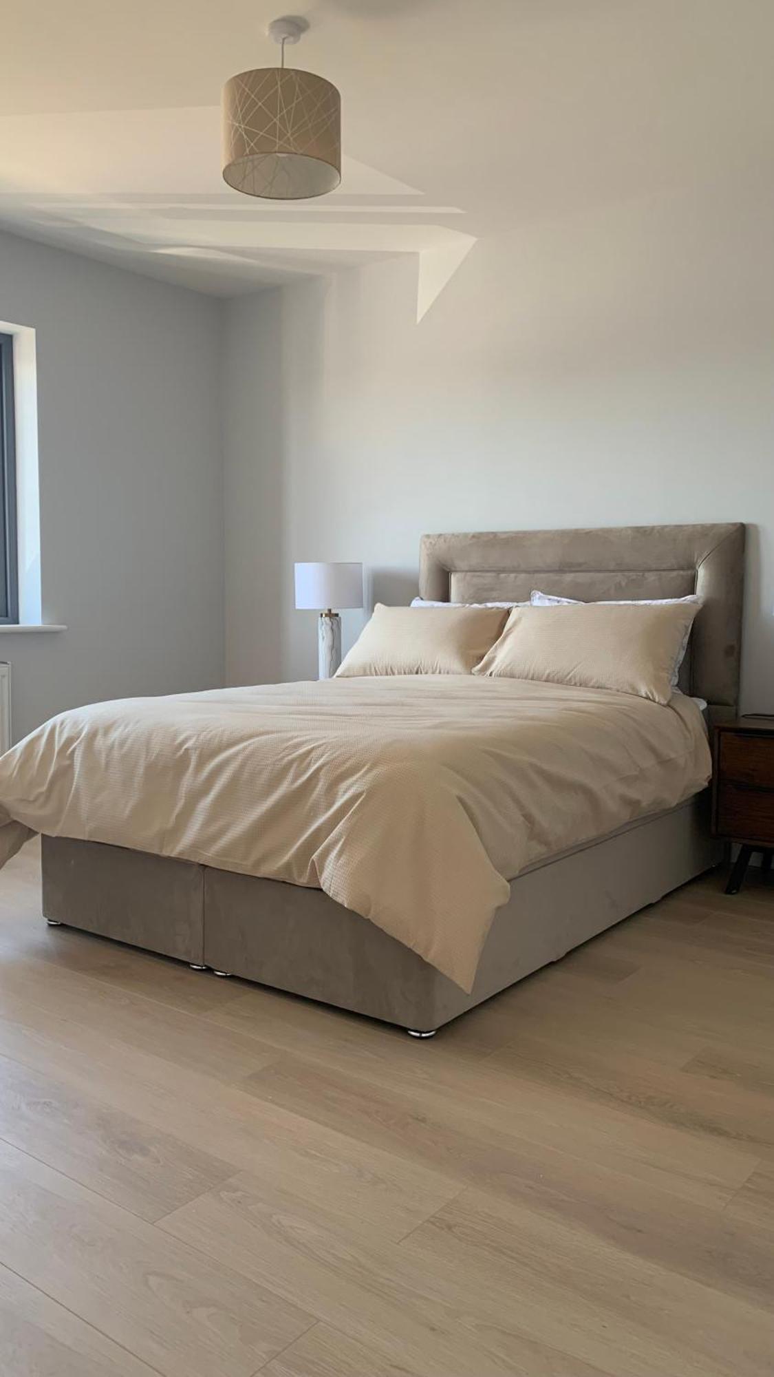 Large Bedroom Near To The Center คอร์ก ภายนอก รูปภาพ